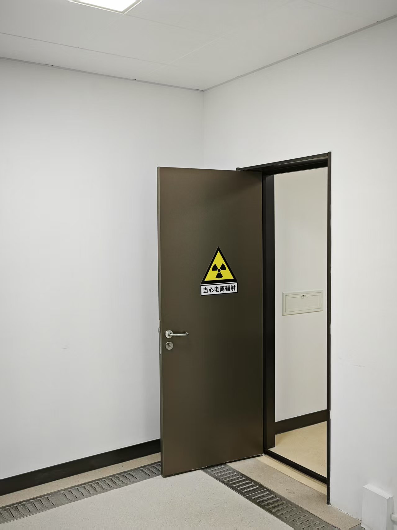 鹤壁CT室手动单开防护铅门